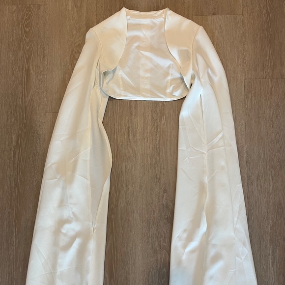 Bridal Shawl/ Wrap Ivory White - wedding and other special occasions - Picture 6 of 9